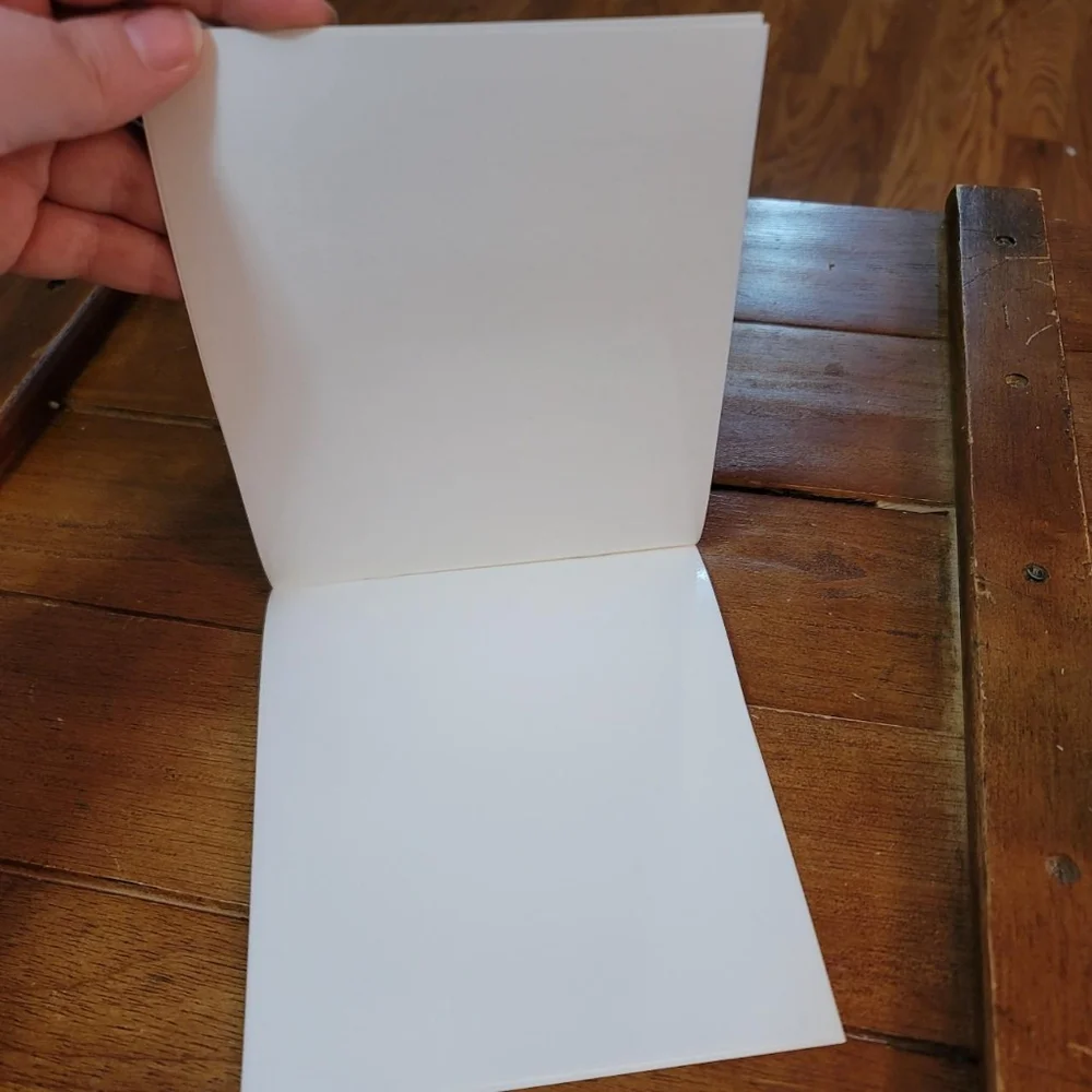 Sticker book - Picture 2 of 4